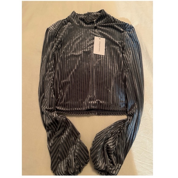 Lovers & Friends Lynnsey Crop NWT - Picture 2 of 2